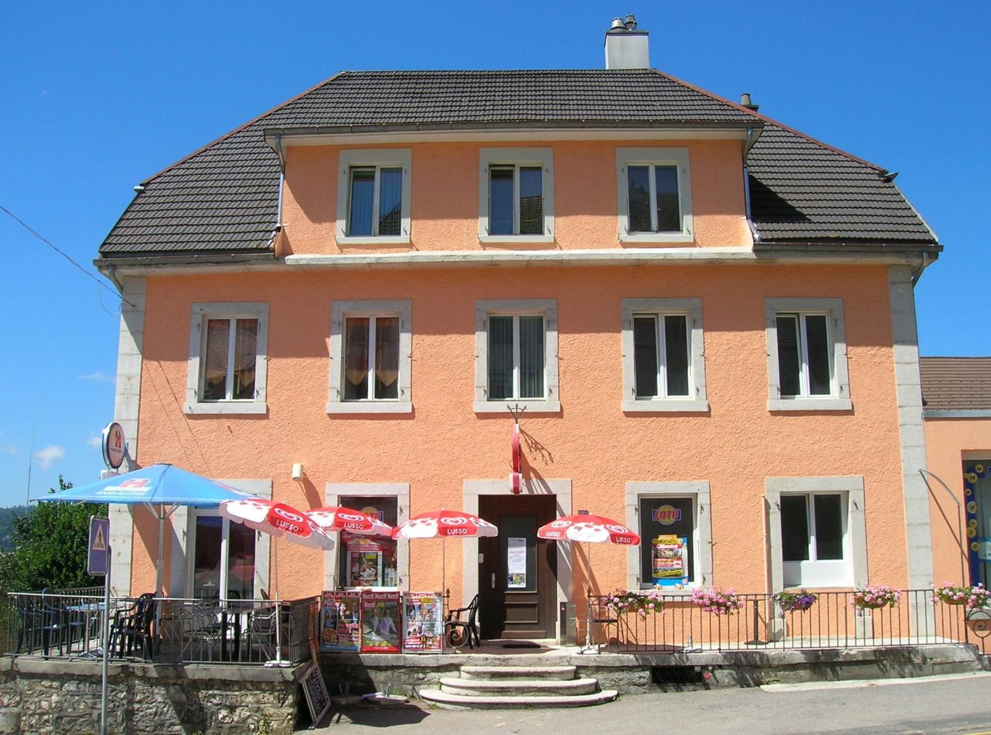 Chambres D'Hotes Le Passiflore Les Brenets Luaran gambar