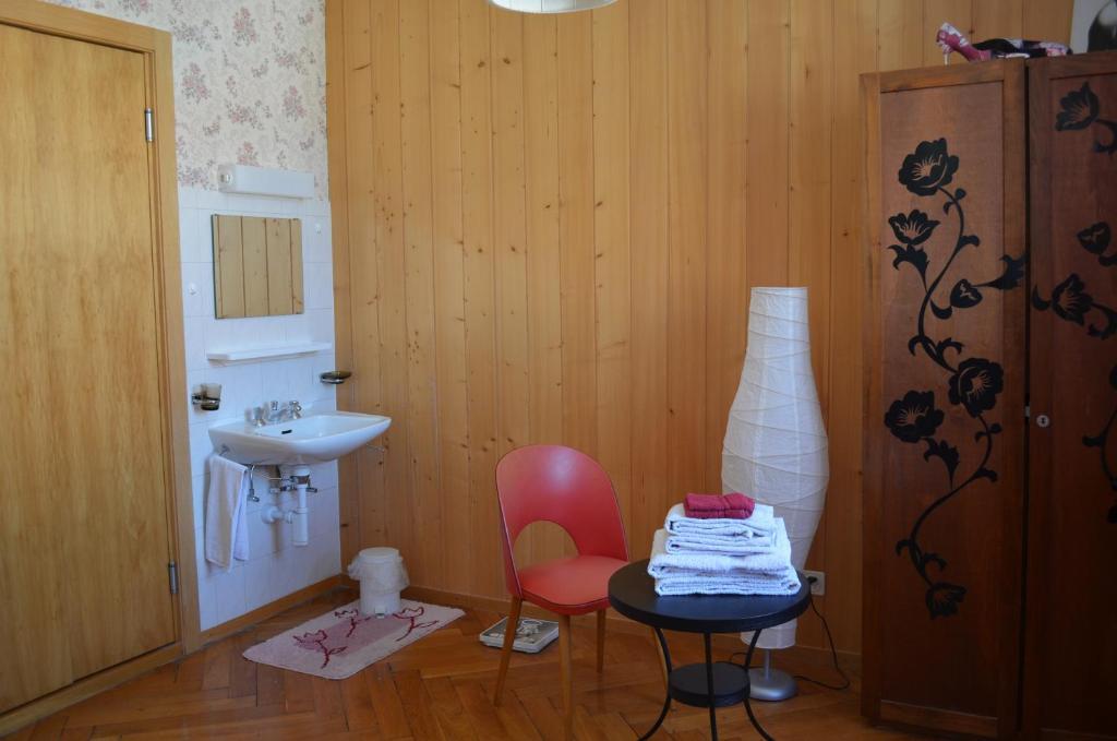 Chambres D'Hotes Le Passiflore Les Brenets Luaran gambar